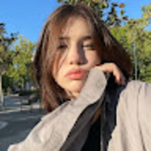 Meet your Posher, Stella